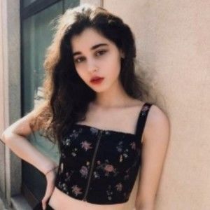 Meet your Posher, Byas